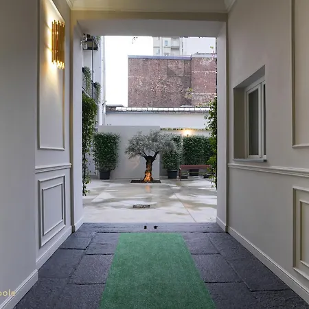Red Oasi, Trilocale Con Balcone